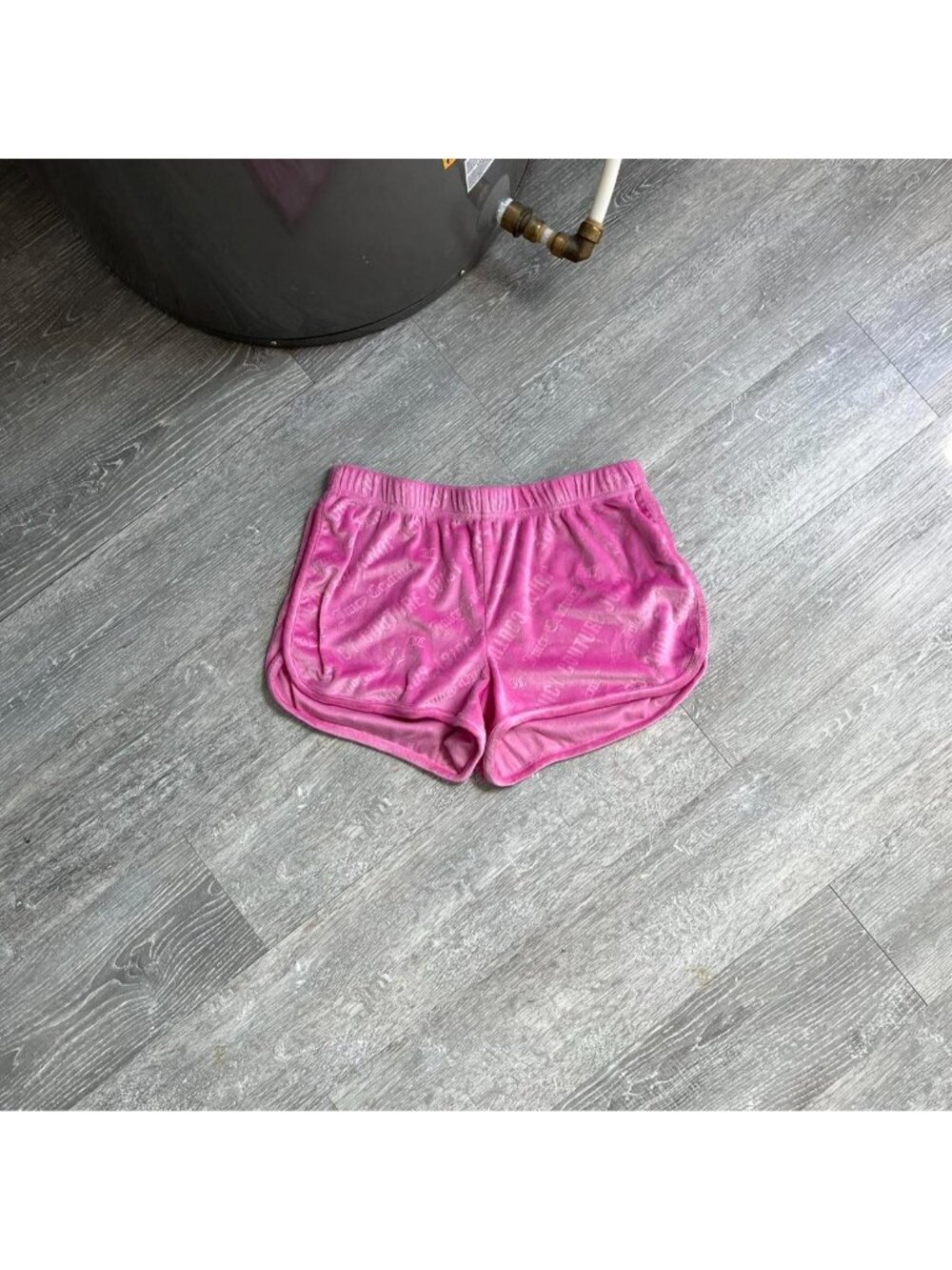 Pink Juicy Couture Y2K Velvet Mini Shorts (Tagged Women’s S)
